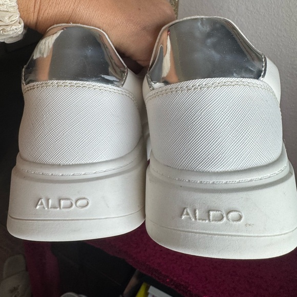 ALDO 🤍 Women's White & Silver Rhinestone Sneakers (Size 9) 🏷️ NEW w TAGS - Picture 9 of 15